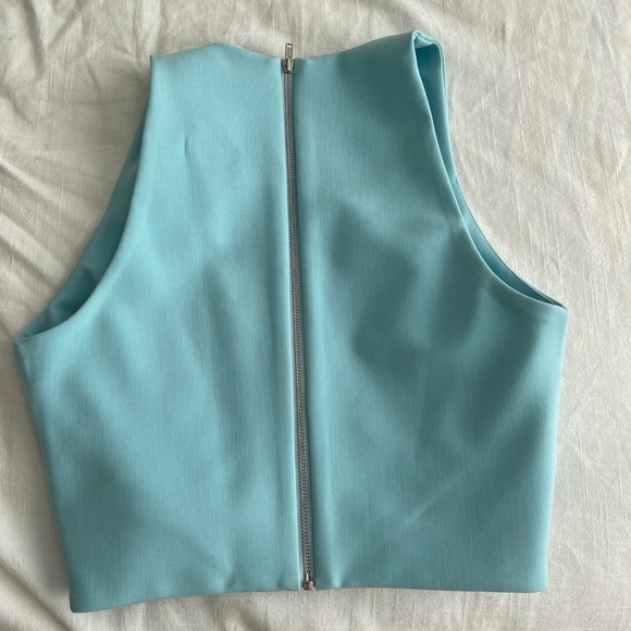 NWT "Likely" Blue Deep V Crop top - Picture 2 of 3